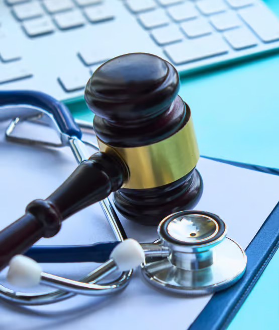 Błąd medyczny? Powikłania? Czy w drodze po odszkodowanie pozostaje nam tylko sąd?